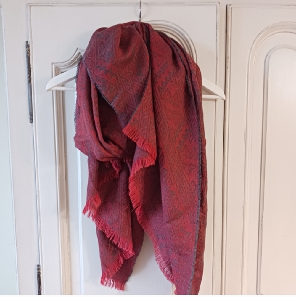Sol Alpaca & Silk Scarf/Shawl/Pashmina from Museum Collection